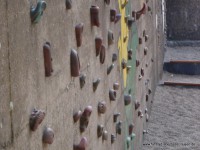 Kletterhallen und Felsen