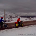 Schnee am Lake Sevan