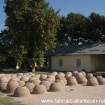 Backöfen aus Lehm in Usbekistan