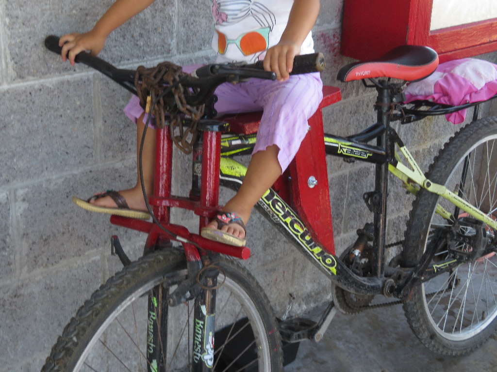 Warentest fährt Rad: Jeder vierte Kinder-Fahrradsitz fällt durch